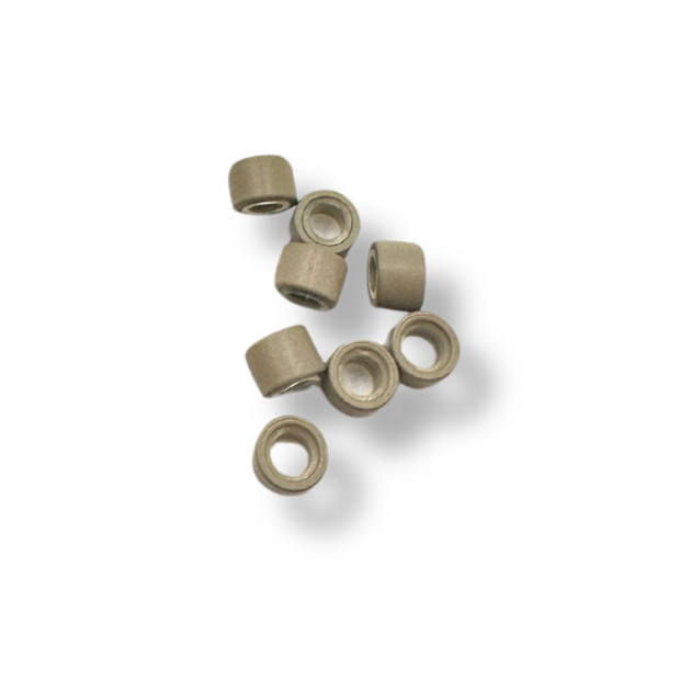 pre-loaded micro beads. Specifically designed for weft and I-tip hair extensions, these beads feature a silicone lining that ensures a secure and comfortable grip without damaging your natural hair. The pre-loaded design allows for a fast and efficient set-up, enabling quicker loading on your looping tool. 